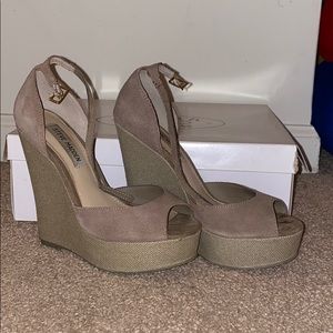 Steve Madden size 5.5 open toe high heeled sandals